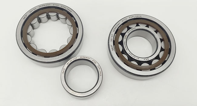 SKF Cylindrical Roller Bearing NU307ECP